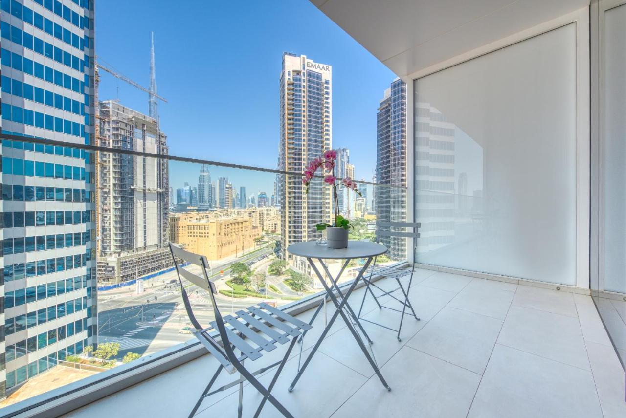 Maison Privee - Luxury, Spacious, Modern Near Burj Khalifa And Dubai Canal Apartment Exterior photo